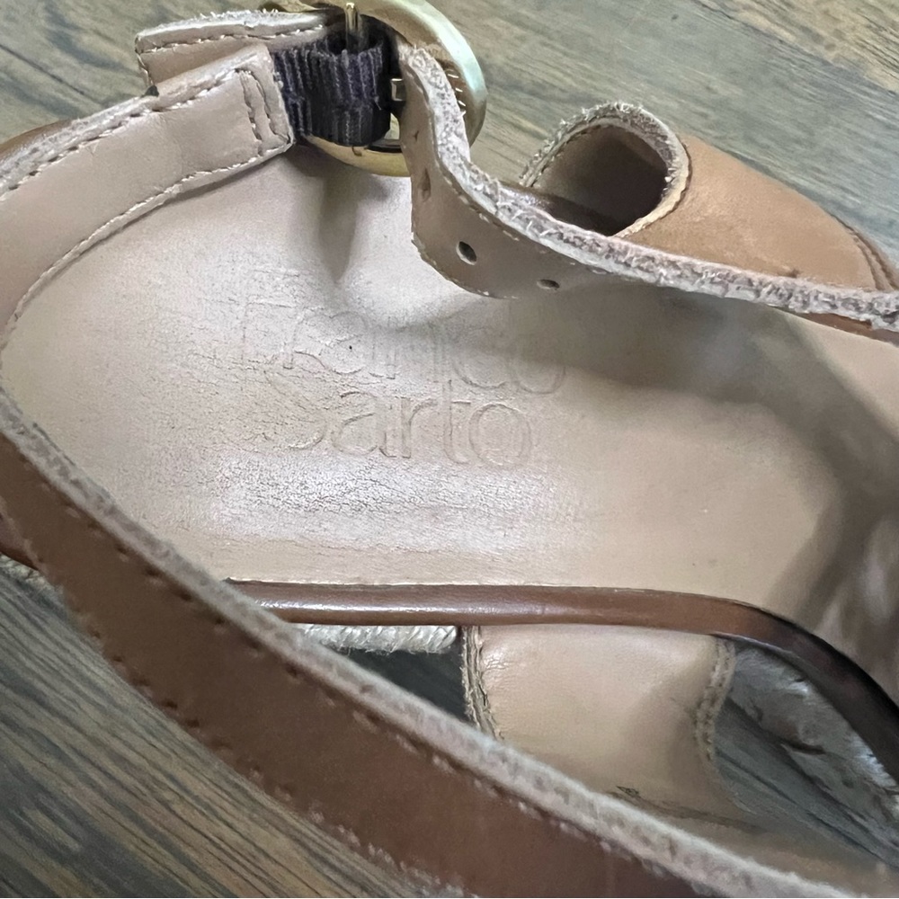 Franco Sarto Tammie tan leather strappy wedge sandals - Size 9.5 - Picture 6 of 6